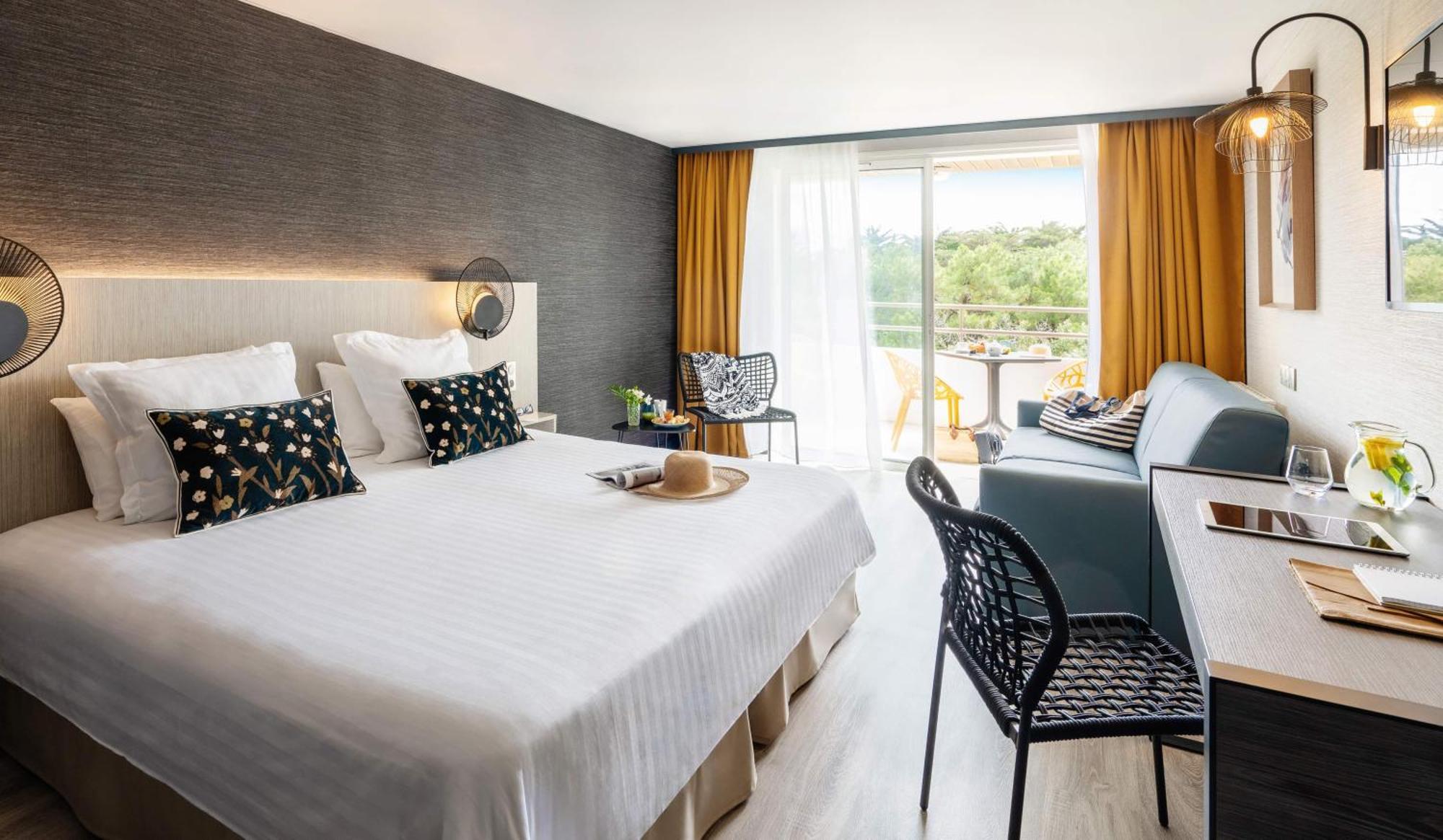 Hotel Valdys Thalasso & Spa - Les Pins Сен-Жан-де-Мон Екстер'єр фото