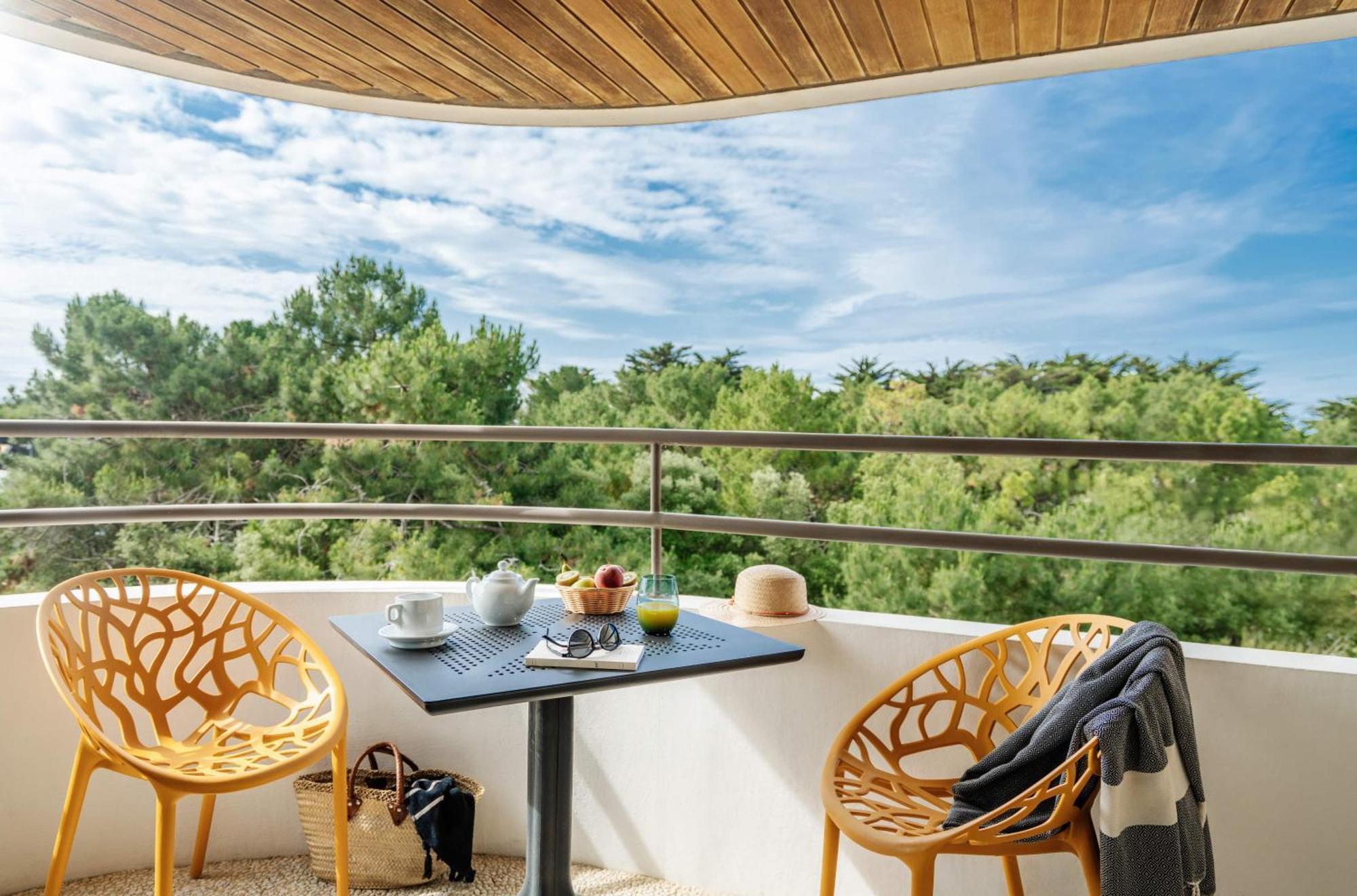 Hotel Valdys Thalasso & Spa - Les Pins Сен-Жан-де-Мон Екстер'єр фото